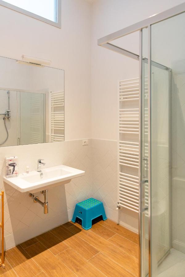 פירנצה Comfy Apartment Near Fortezza Da Basso מראה חיצוני תמונה