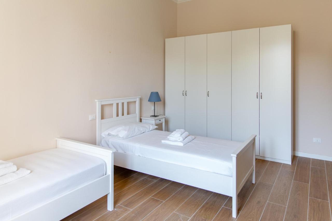 פירנצה Comfy Apartment Near Fortezza Da Basso מראה חיצוני תמונה